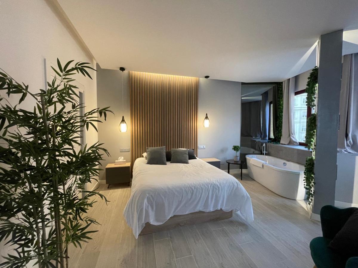Miluisuites Loft And Spa Catedral. Σανταντέρ Εξωτερικό φωτογραφία